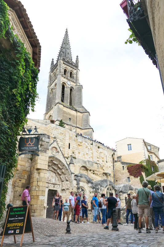 Felsenkirche Saint Emilion Sehenswürdigkeit