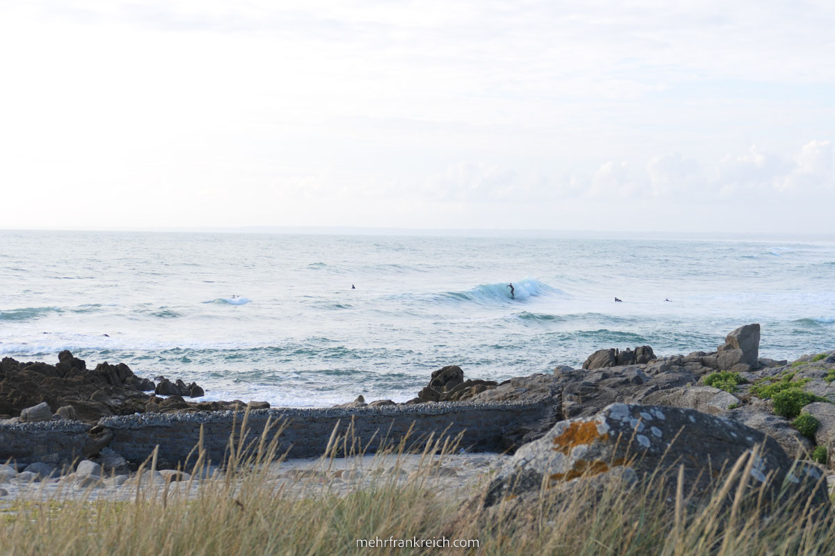 Surfspot Bretagne La Torche rechte Welle
