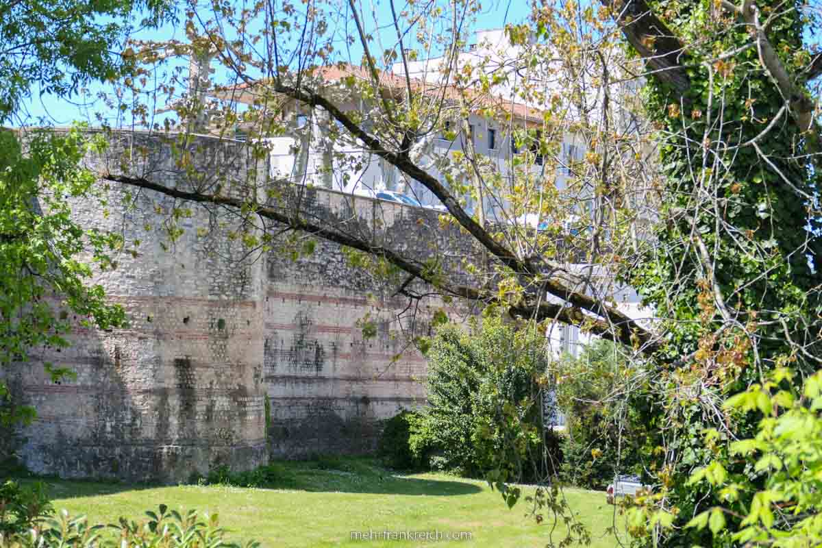 Römische Festungsmauer Dax Les Landes