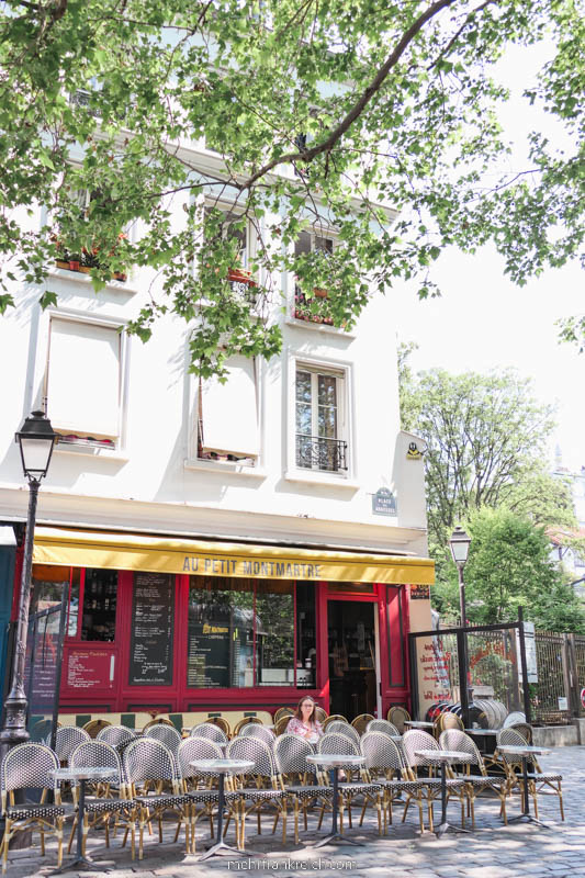 Cafe Petit Montmartre Paris