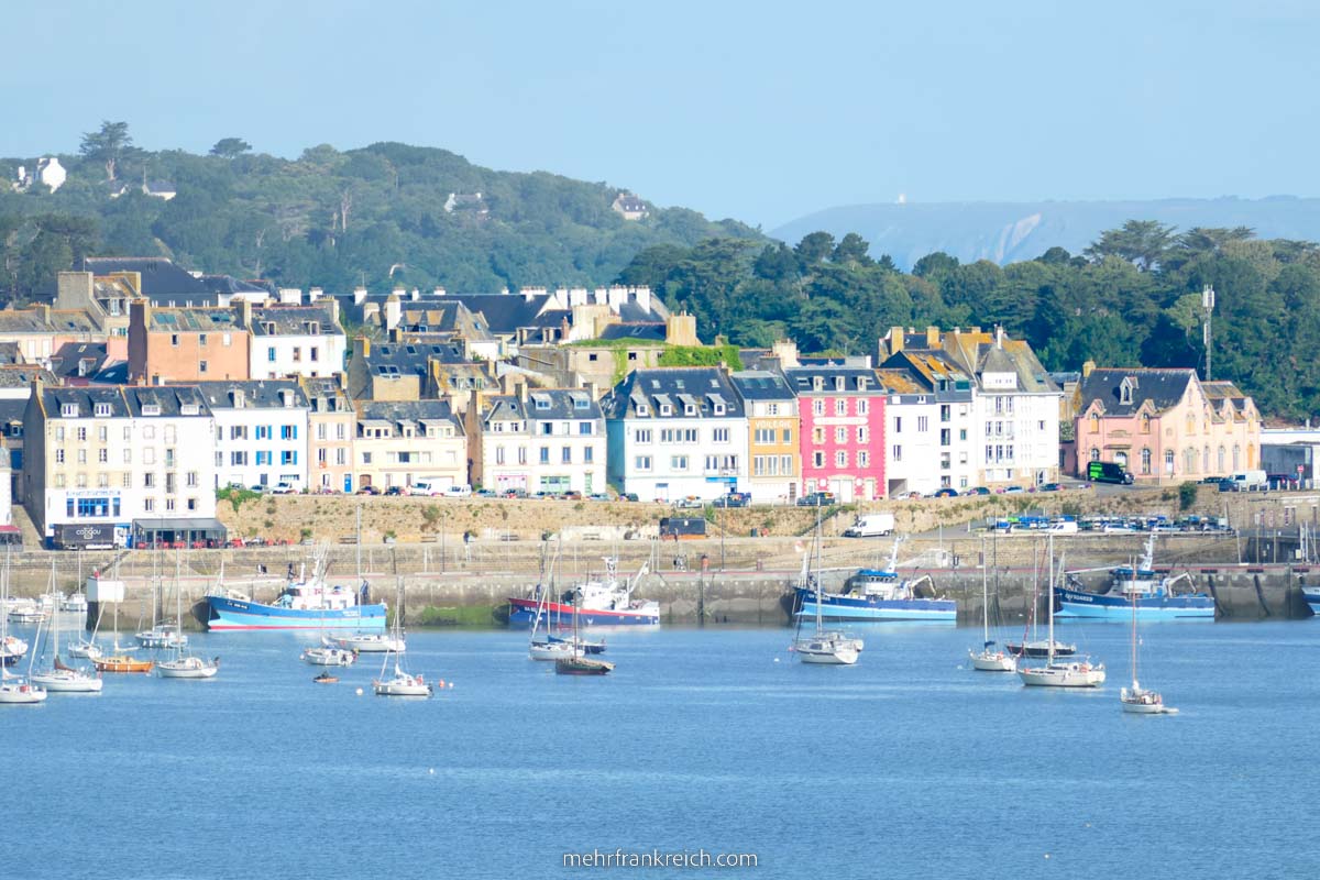 bretagne-douarnenez-hafenfront