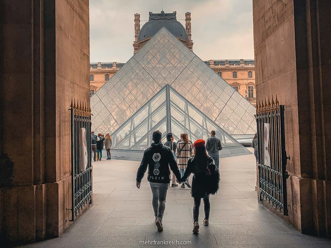 Paris Verliebte Louvre